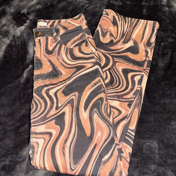 Swirl Patterned Jeans - Picture 2 of 6